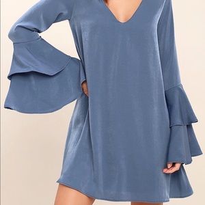 Lulus XL Dress w/ long flowy sleeves